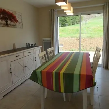 بيت للعطل House La Vigne Blanche