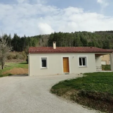 House La Vigne Blanche بيت للعطل *