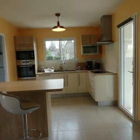 House La Vigne Blanche بيت للعطل *